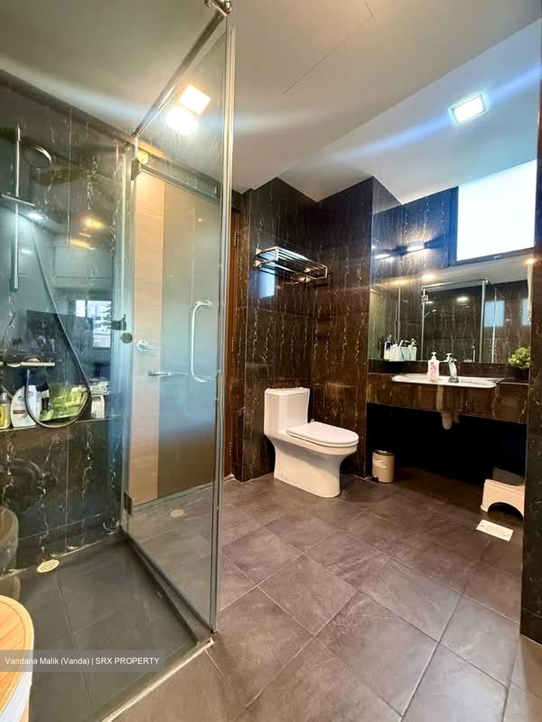 Mandarin Gardens (D15), Condominium #561606131